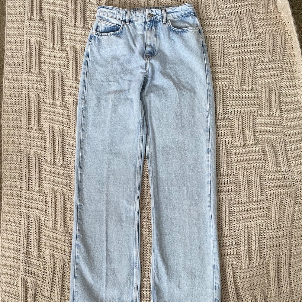 Zara high waisted light blue straight leg jeans